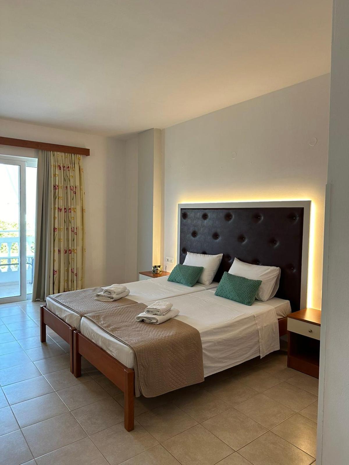Apollonio Suites & Rooms Faliraki Rhodes Quarto foto