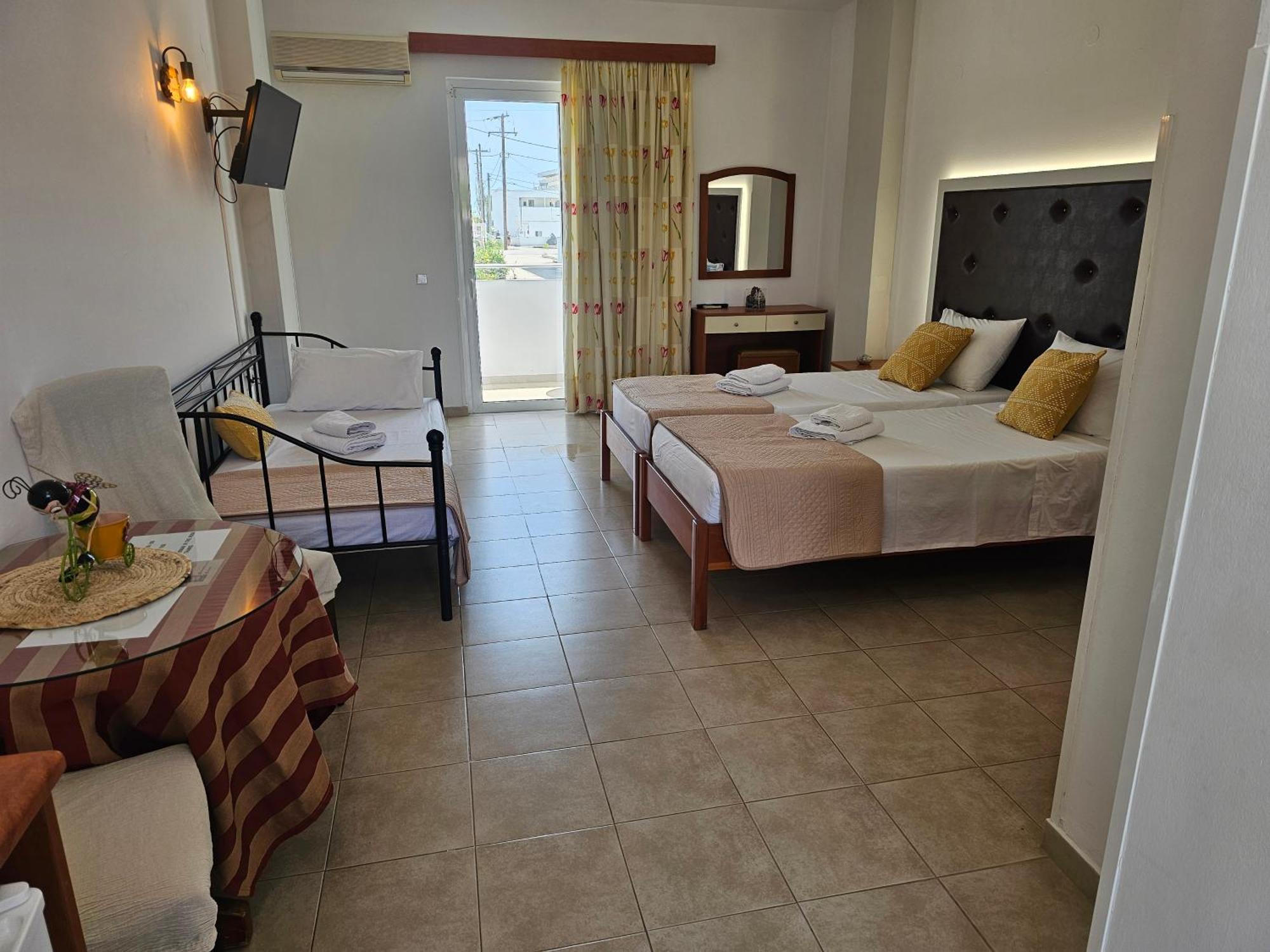 Apollonio Suites & Rooms Faliraki Rhodes Quarto foto