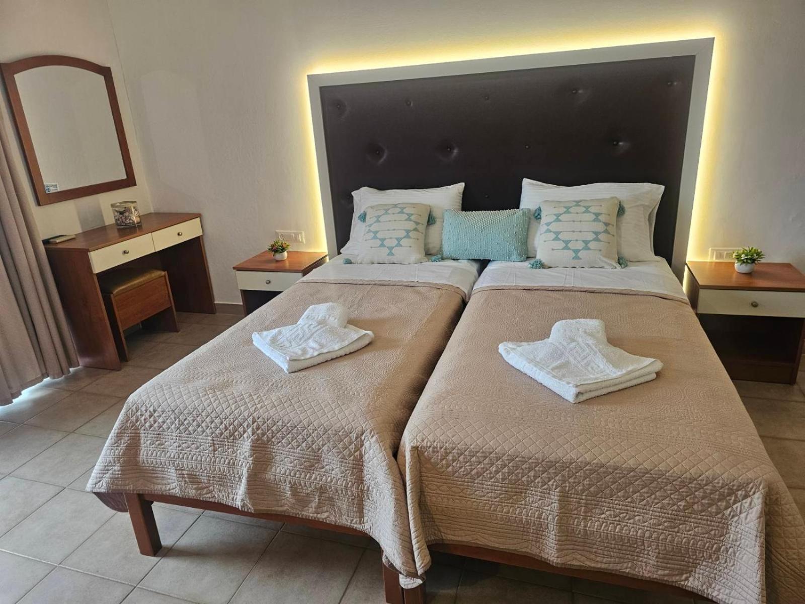 Apollonio Suites & Rooms Faliraki Rhodes Exterior foto
